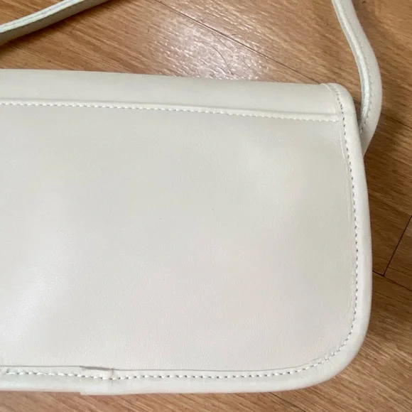 Vintage Coach Dinky Ivory Cream Bone Genuine Leather Crossbody Bag - Picture 8 of 16